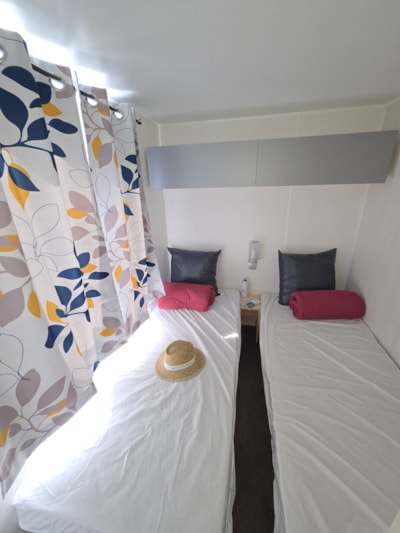 Mobile-home Confort 32m² 3 bedrooms + terrace 11m²  + air-conditioning + TV
