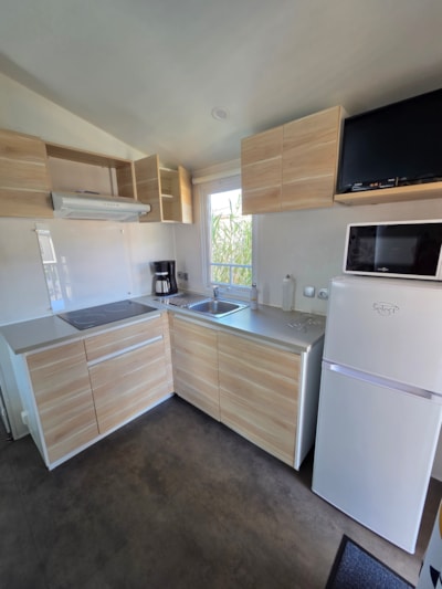 Mobile-home Confort 32m² 3 bedrooms + terrace 11m²  + air-conditioning + TV