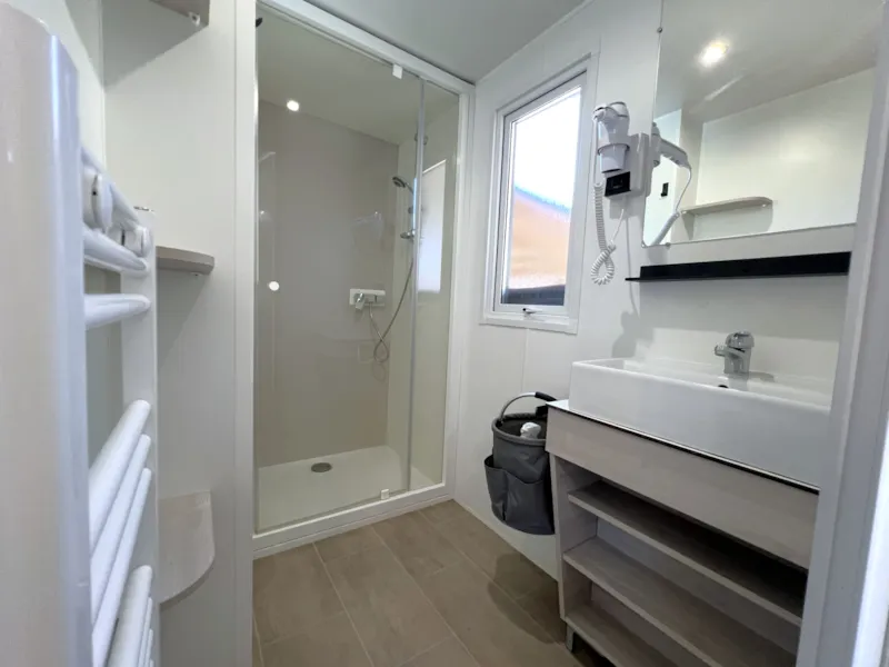 Mobil-Home Premium (35+28M²) 5 Chambres + Spa + Terrasse 44M² + Tv + Lv + Clim + Plancha + 2 Sdb