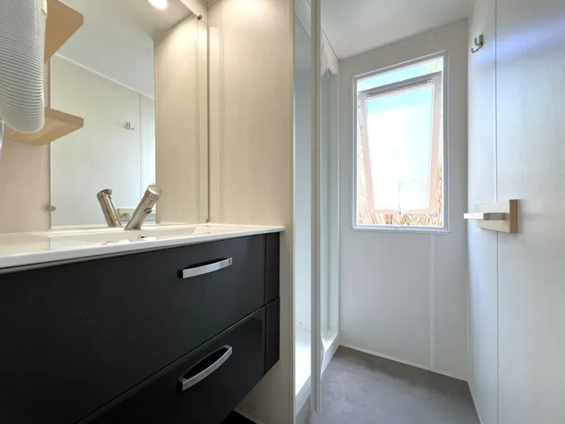 Mobil-Home Confort 32 M² 3 Chambres  + Terrasse 11M² + Clim + Tv