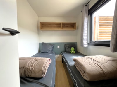 Homeflower Premium 35 m² 3 bedrooms + terrace 21m² + TV + LV +air-conditioning+plancha