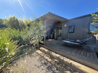 Mobile-home 3 bedrooms Premium 32m² + terrace 21m² + air-conditioning+ TV + plancha