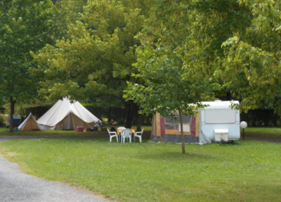 Pitch + 1 car + tent , caravan or camping-car