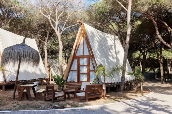 Glamping Tipi Almadraba