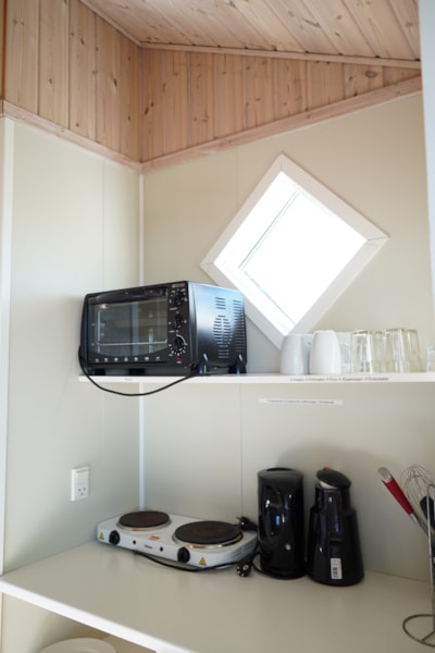 Camping cabin