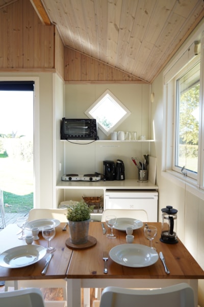 Camping cabin