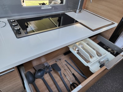 Large luxury caravan (Adria 593) with space for up to 6 people