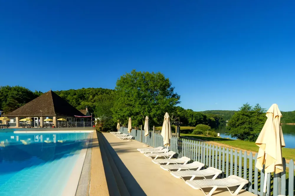 Homair - Camping Domaine des Tours