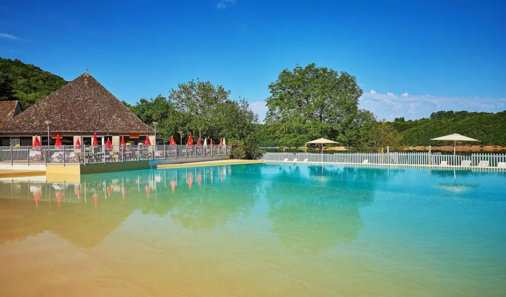 Homair - Camping Domaine des Tours