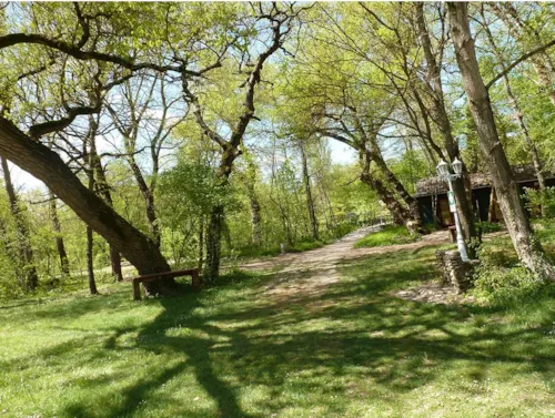 Pitch - 1 Tent Or 1 Motorhome/Campervan  Without Electricity - image n°7 - Camping La Vaugelette