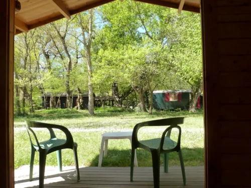 Mietunterkunft - Holzhütte -  - 1 Doppelbett + 1 Einzelbett - image n°5 - Camping La Vaugelette