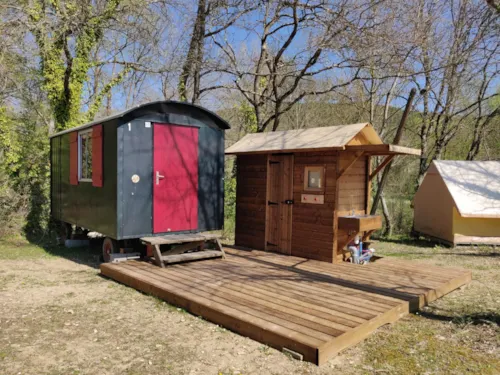 Mietunterkunft - Wohnwagen Mit Eigenem Bad - 1 Doppelbett - (2 Matratzen*90Cm) - image n°2 - Camping La Vaugelette