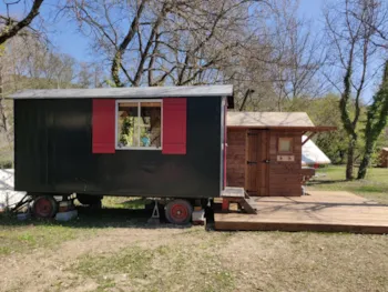Location - Roulotte Avec Salle De Bain Privée - 1 Lit Double (2Matelas*90Cm) - - Camping La Vaugelette