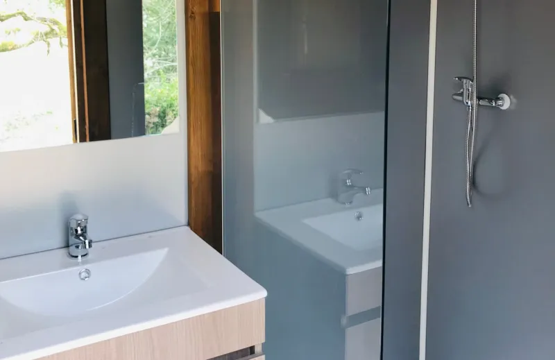 Roulotte Avec Salle De Bain Privée - 2 Lits Simples -