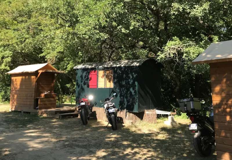 Roulotte Avec Salle De Bain Privée - 2 Lits Simples -