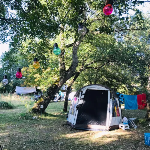 Stellplatz - Motorrad-Campingplatz - Nur Mit Dem Motorrad Erreichbar - image n°5 - Camping La Vaugelette