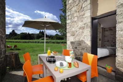 1-Bedroom Cottage with Mezzanin