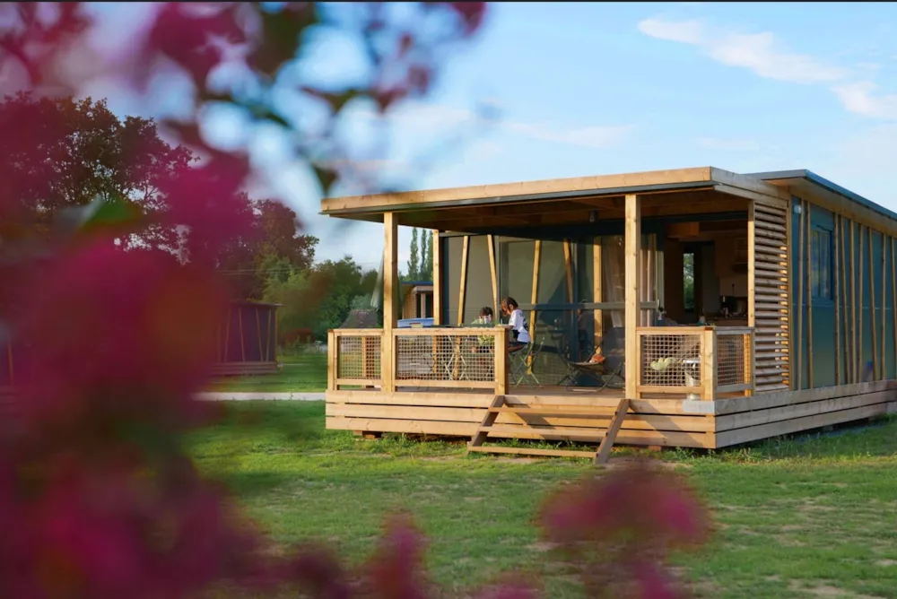 Accommodation - Chalet Vardo - Camping Onlycamp Le Pont Romain