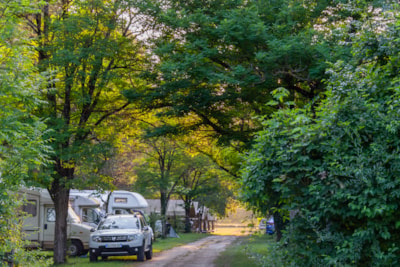 Camping package (pitch, 1 vehicle, 2 persons)