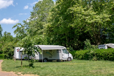 Camping package (pitch, 1 vehicle)