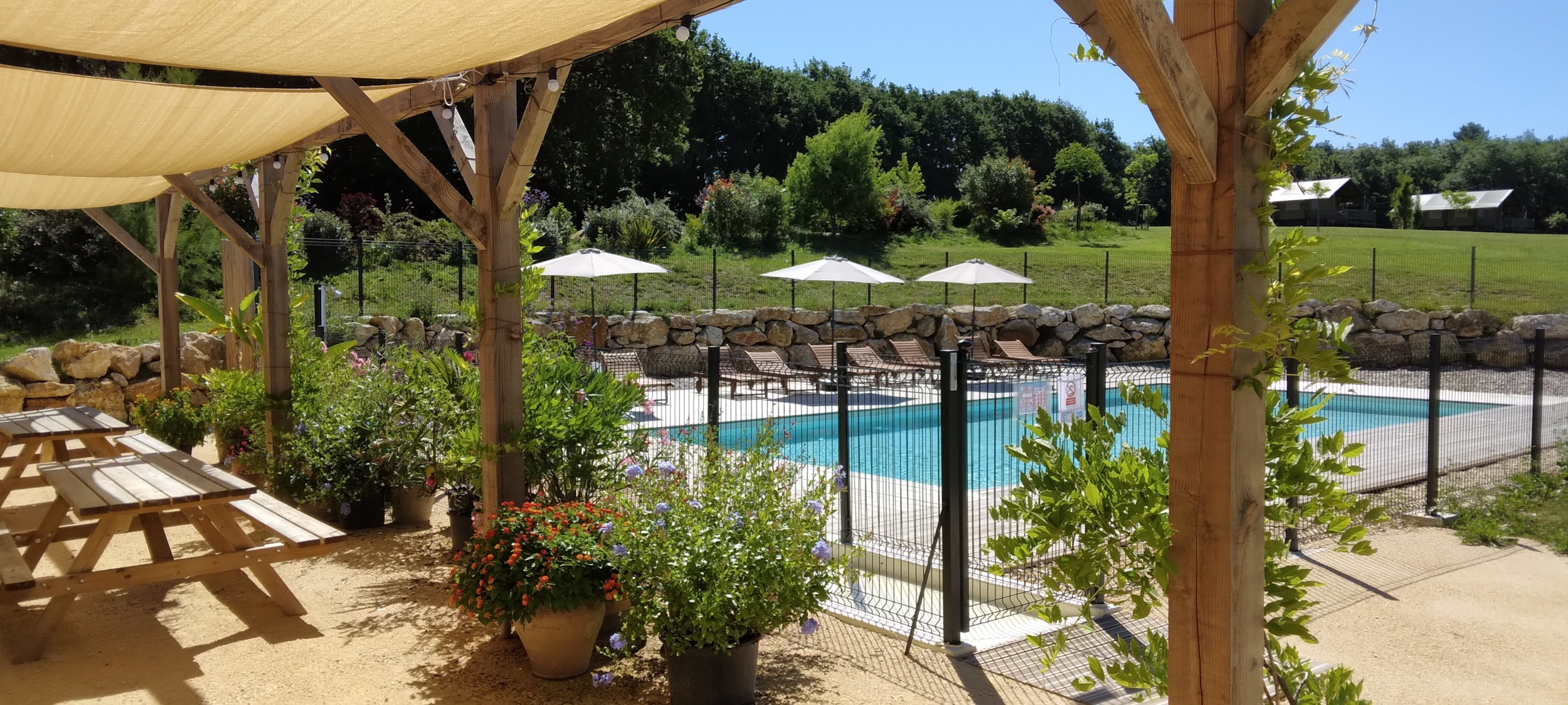 Village Glamping Le Pré Des Chênes — Photo 1