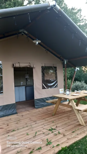 Mietunterkunft - Safari-Lodge Ohne Badezimmer - Village Glamping Le Pré Des Chênes