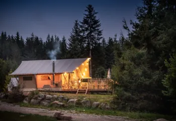Huuraccommodatie(s) - Trappeur Tent - Village Huttopia Forêt des Vosges