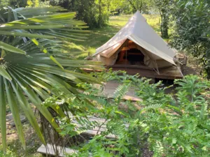 Locatif - Large bell tent - Camping et Lodges de Coucouzac