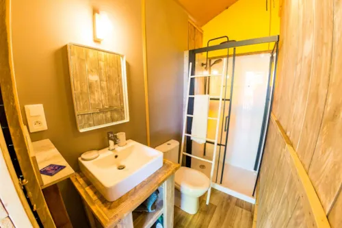 Accommodation - Safari Lodge - image n°9 - Camping et Lodges de Coucouzac