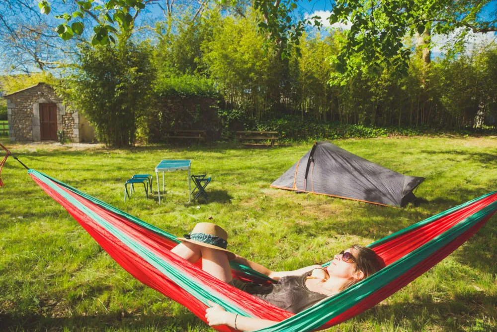 Stellplatz - Stellplatz Zelt - Camping et Lodges de Coucouzac