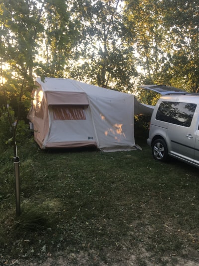 Pitch with electricity  (for tent, tent trailer or campervan only) — 8