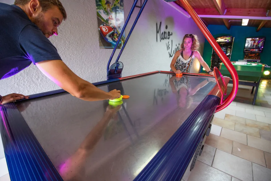 Camping Eden Villages La Pointe Saint Gildas 