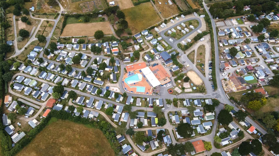 Camping Eden Villages La Pointe Saint Gildas 