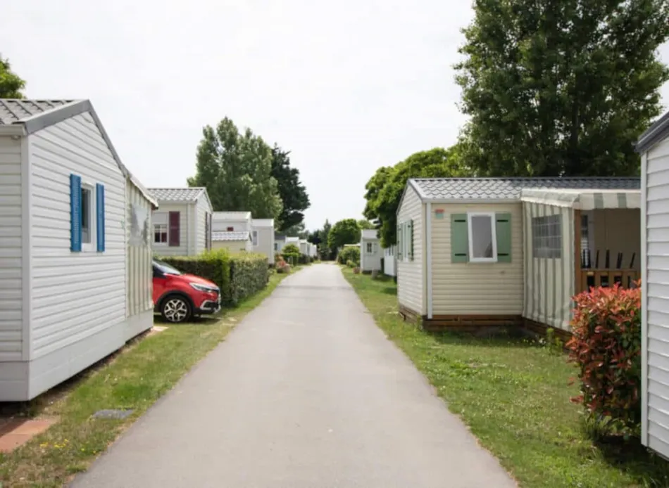 Camping Eden Villages La Pointe Saint Gildas 