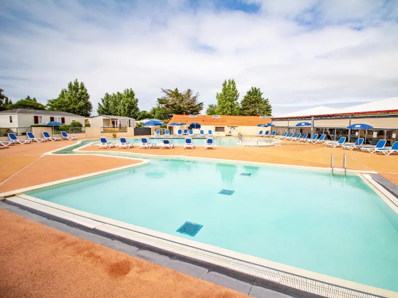 Camping Eden Villages La Pointe Saint Gildas 