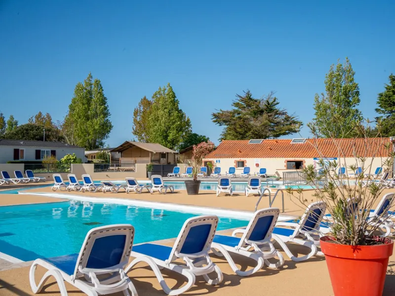 Camping Eden Villages La Pointe Saint Gildas 