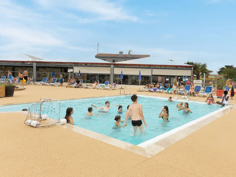 Camping Eden Villages La Pointe Saint Gildas 