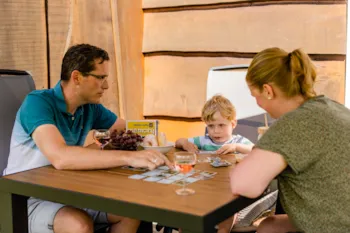 Accommodation - Apartment - Charmecamping & Appartementen De Regge-Vallei