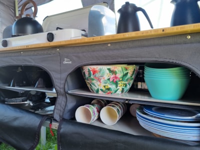 Bell tent — 8