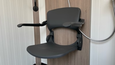Private sanitary facilities Wheelchair accessible — 5