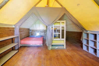 Adventure hut - 2 bedrooms - without toilet blocks