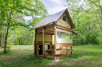 Accommodation - Canvas Hut "Au Clair De Lune" - 1 Bedroom - Camping La Clairière