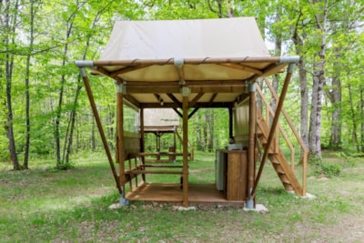 Elevated hut  - 1 bedroom