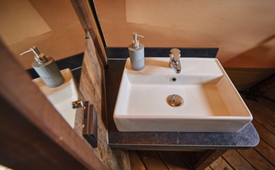 NOMAD Teepee - 2 bedrooms - with toilet blocks