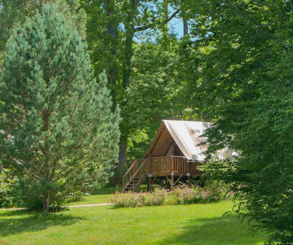 Mietunterkunft - Leinwandhütte - 2 Schlafzimmer - Ohne Sanitäranlagen - Camping La Clairière