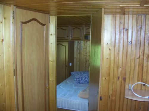 Mietunterkunft - Hütte Mit Sanitäranlagen - image n°7 - Camping Clair Matin