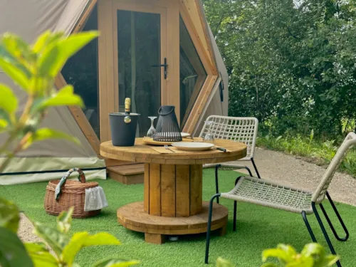 Location - Dôme Géodésique - image n°3 - Camping Clair Matin