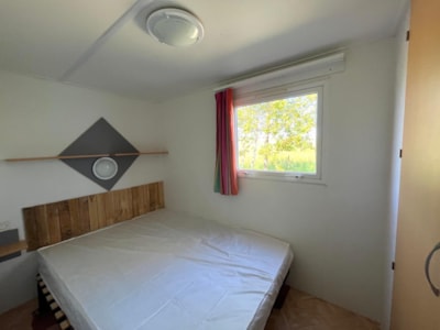 Mobile home with dressing room
