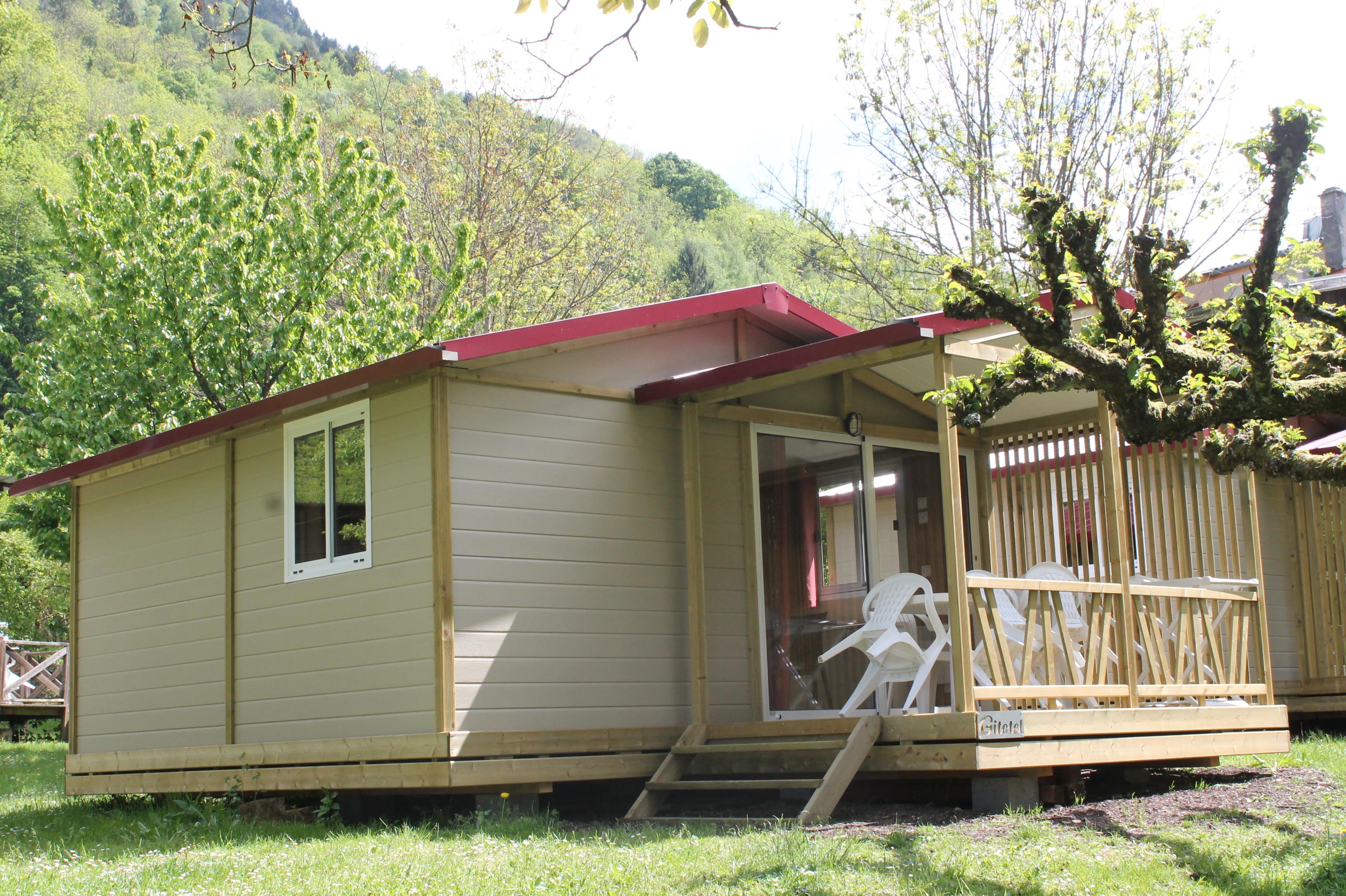 Accommodation - Chalet Morea 25M² + Covered Terrace 8M² - Idéal Camping