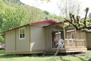 Locatif - Chalet Morea 25m² + Covered terrace 8m² - Idéal Camping